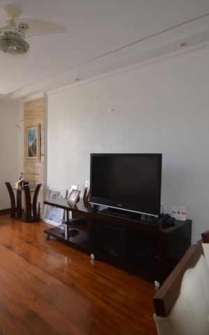 Casa à venda com 272m², 3 quartos e 2 vagasSala