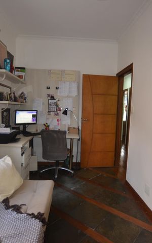 Casa à venda com 272m², 3 quartos e 2 vagasQuarto 3