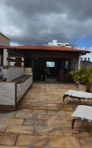 Casa à venda com 272m², 3 quartos e 2 vagasVaranda gourmet e Piscina