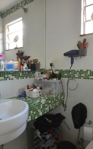 Casa à venda com 272m², 3 quartos e 2 vagasBanheiro da Suíte