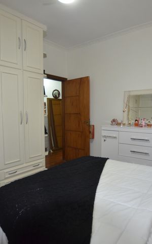 Casa à venda com 272m², 3 quartos e 2 vagasQuarto 2