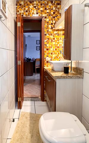 Apartamento à venda com 55m², 2 quartos e 1 vaga Apartamento à venda com 55m², 2 quartos e 1 vagaBanheiro Social