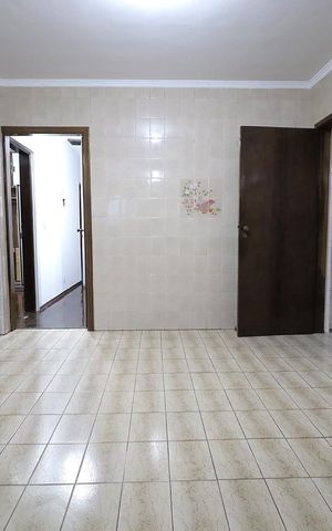 Apartamento à venda com 180m², 3 quartos e sem vaga Apartamento à venda com 180m², 3 quartos e sem vagaCozinha