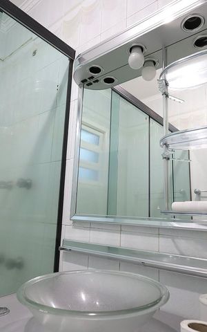 Apartamento à venda com 180m², 3 quartos e sem vaga Apartamento à venda com 180m², 3 quartos e sem vagaBanheiro Suíte