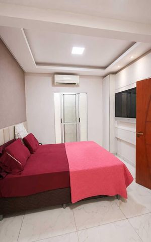 Casa à venda com 220m², 3 quartos e 2 vagas Casa à venda com 220m², 3 quartos e 2 vagasQuarto