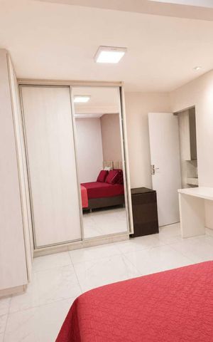 Casa à venda com 220m², 3 quartos e 2 vagas Casa à venda com 220m², 3 quartos e 2 vagasQuarto