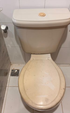 Casa de condomínio à venda com 360m², 4 quartos e 3 vagas Casa de condomínio à venda com 360m², 4 quartos e 3 vagasSuíte 4 - Banheiro