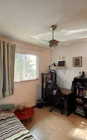 Casa de condomínio à venda com 360m², 4 quartos e 3 vagas Casa de condomínio à venda com 360m², 4 quartos e 3 vagasSuíte 2