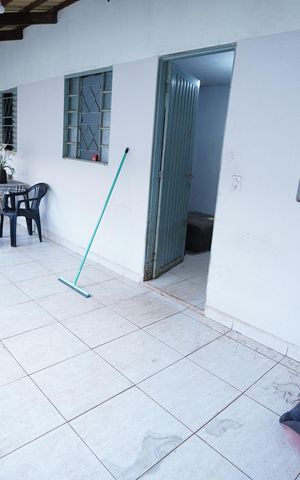 Casa para alugar com 300m², 6 quartos e 4 vagas