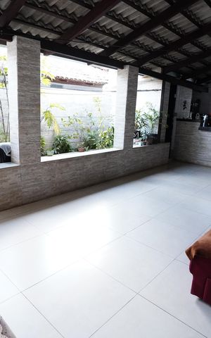Casa para alugar com 300m², 6 quartos e 4 vagas