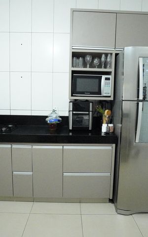 Casa para alugar com 300m², 6 quartos e 4 vagas