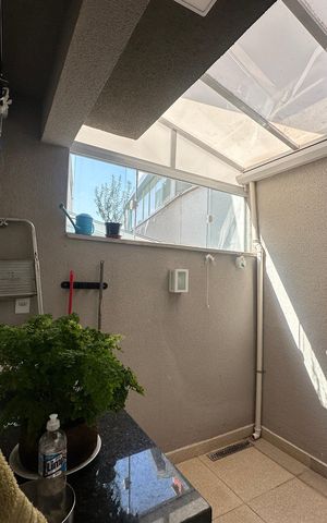 Casa de condomínio à venda com 57m², 2 quartos e 2 vagasQuintal