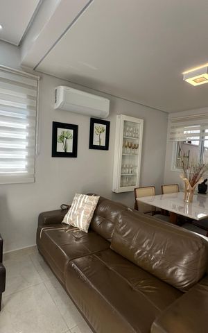 Casa de condomínio à venda com 57m², 2 quartos e 2 vagasSala