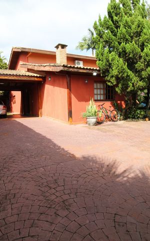 Casa para alugar com 1500m², 5 quartos e 5 vagasGaragem