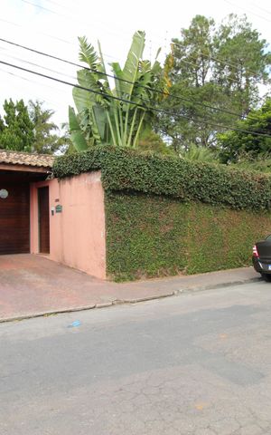 Casa para alugar com 1500m², 5 quartos e 5 vagasGaragem