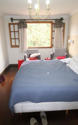 Casa para alugar com 1500m², 5 quartos e 5 vagasSuíte 3