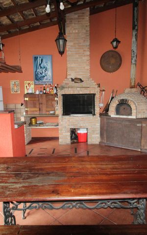 Casa para alugar com 1500m², 5 quartos e 5 vagasChurrasqueira