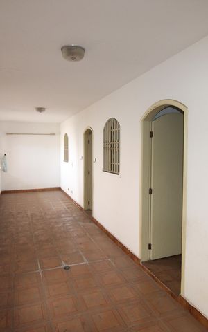 Casa à venda com 301m², 4 quartos e 6 vagasVaranda