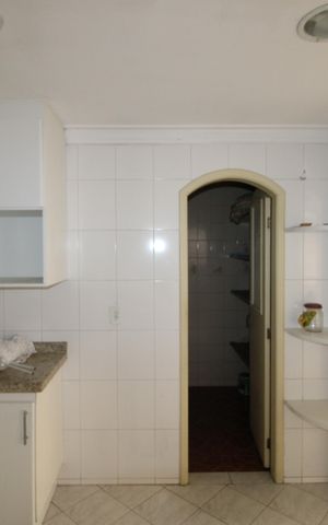 Casa à venda com 301m², 4 quartos e 6 vagasCozinha