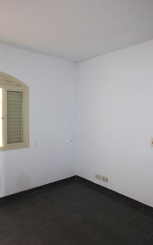 Casa à venda com 301m², 4 quartos e 6 vagasQuarto 3