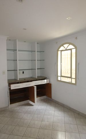 Casa à venda com 301m², 4 quartos e 6 vagasSala de Jantar