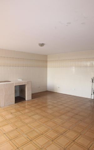 Casa à venda com 301m², 4 quartos e 6 vagasÁrea de Serviço