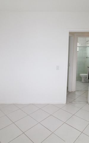 Casa de condomínio para alugar com 60m², 2 quartos e 2 vagasQuarto 1