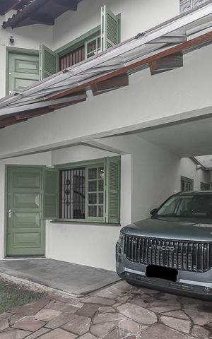 Casa à venda com 230m², 3 quartos e 5 vagasFachada