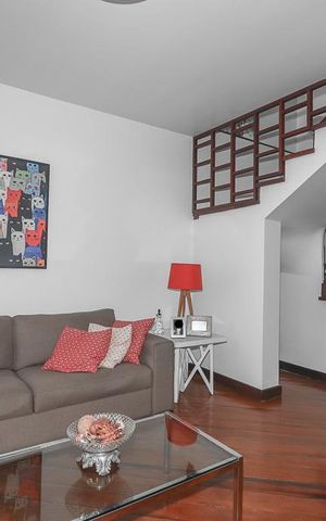 Casa à venda com 230m², 3 quartos e 5 vagasSala