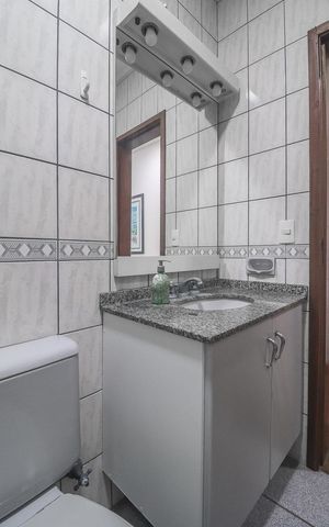 Casa à venda com 230m², 3 quartos e 5 vagasBanheiro 2