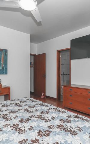 Casa à venda com 230m², 3 quartos e 5 vagasQuarto Suíte