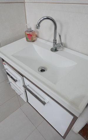 Casa à venda com 128m², 3 quartos e 2 vagasBanheiro