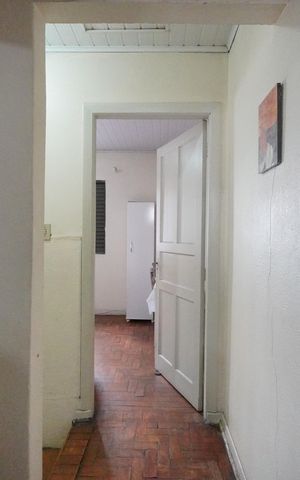 Casa à venda com 128m², 3 quartos e 2 vagasCorredor