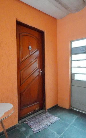 Casa à venda com 128m², 3 quartos e 2 vagasEntrada