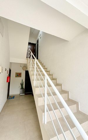 Apartamento para alugar com 64m², 2 quartos e 1 vagaHall social