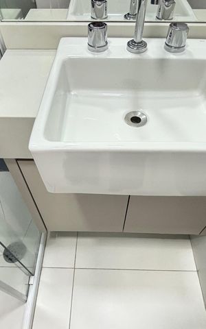 Studio para alugar com 26m², 1 quarto e sem vaga Studio para alugar com 26m², 1 quarto e sem vagaBanheiro