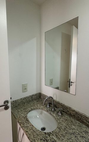 Apartamento para alugar com 77m², 3 quartos e 2 vagas Apartamento para alugar com 77m², 3 quartos e 2 vagasBanheiro da Suíte