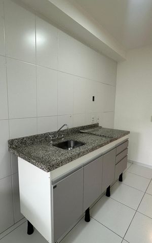 Apartamento para alugar com 77m², 3 quartos e 2 vagas Apartamento para alugar com 77m², 3 quartos e 2 vagasCozinha