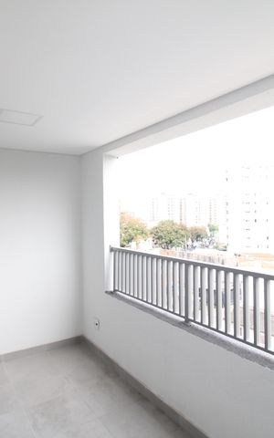 Apartamento à venda com 57m², 2 quartos e 1 vagaSala / Cozinha - Varanda