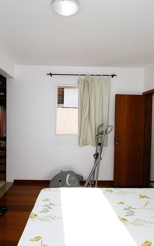 Casa à venda com 360m², 4 quartos e 3 vagasQuarto 3 - Suíte