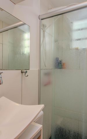 Apartamento para alugar com 48m², 2 quartos e 1 vaga Apartamento para alugar com 48m², 2 quartos e 1 vagaBanheiro