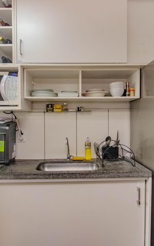 Apartamento para alugar com 48m², 2 quartos e 1 vaga Apartamento para alugar com 48m², 2 quartos e 1 vagaCozinha e Área de Serviço