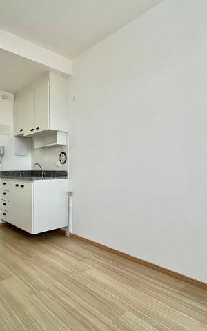 Apartamento à venda com 24m², 1 quarto e sem vaga Apartamento à venda com 24m², 1 quarto e sem vagaSala