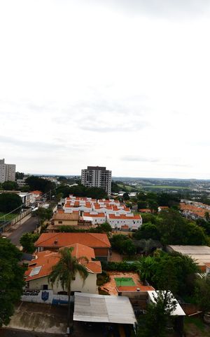 Apartamento para alugar com 49m², 2 quartos e 1 vagaÁrea de Serviço - Vista