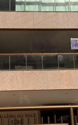 Apartamento à venda com 120m², 3 quartos e 2 vagas Apartamento à venda com 120m², 3 quartos e 2 vagasPlaquinha Quinto Andar