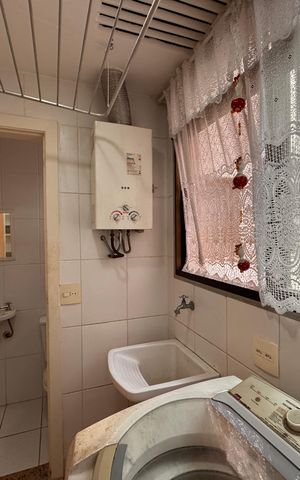 Apartamento à venda com 120m², 3 quartos e 2 vagas Apartamento à venda com 120m², 3 quartos e 2 vagasCozinha e Área de Serviço