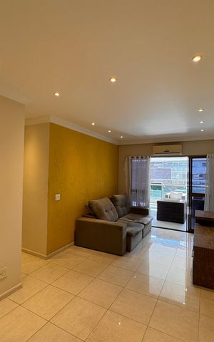 Apartamento à venda com 120m², 3 quartos e 2 vagas Apartamento à venda com 120m², 3 quartos e 2 vagasSala