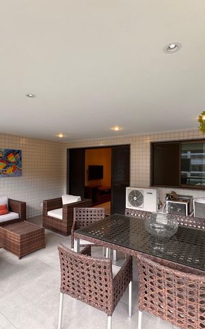 Apartamento à venda com 120m², 3 quartos e 2 vagas Apartamento à venda com 120m², 3 quartos e 2 vagasVaranda
