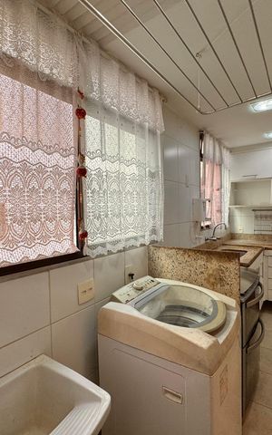 Apartamento à venda com 120m², 3 quartos e 2 vagas Apartamento à venda com 120m², 3 quartos e 2 vagasCozinha e Área de Serviço