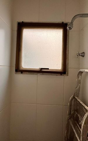 Apartamento à venda com 120m², 3 quartos e 2 vagas Apartamento à venda com 120m², 3 quartos e 2 vagasCozinha e Área de Serviço - Banheiro